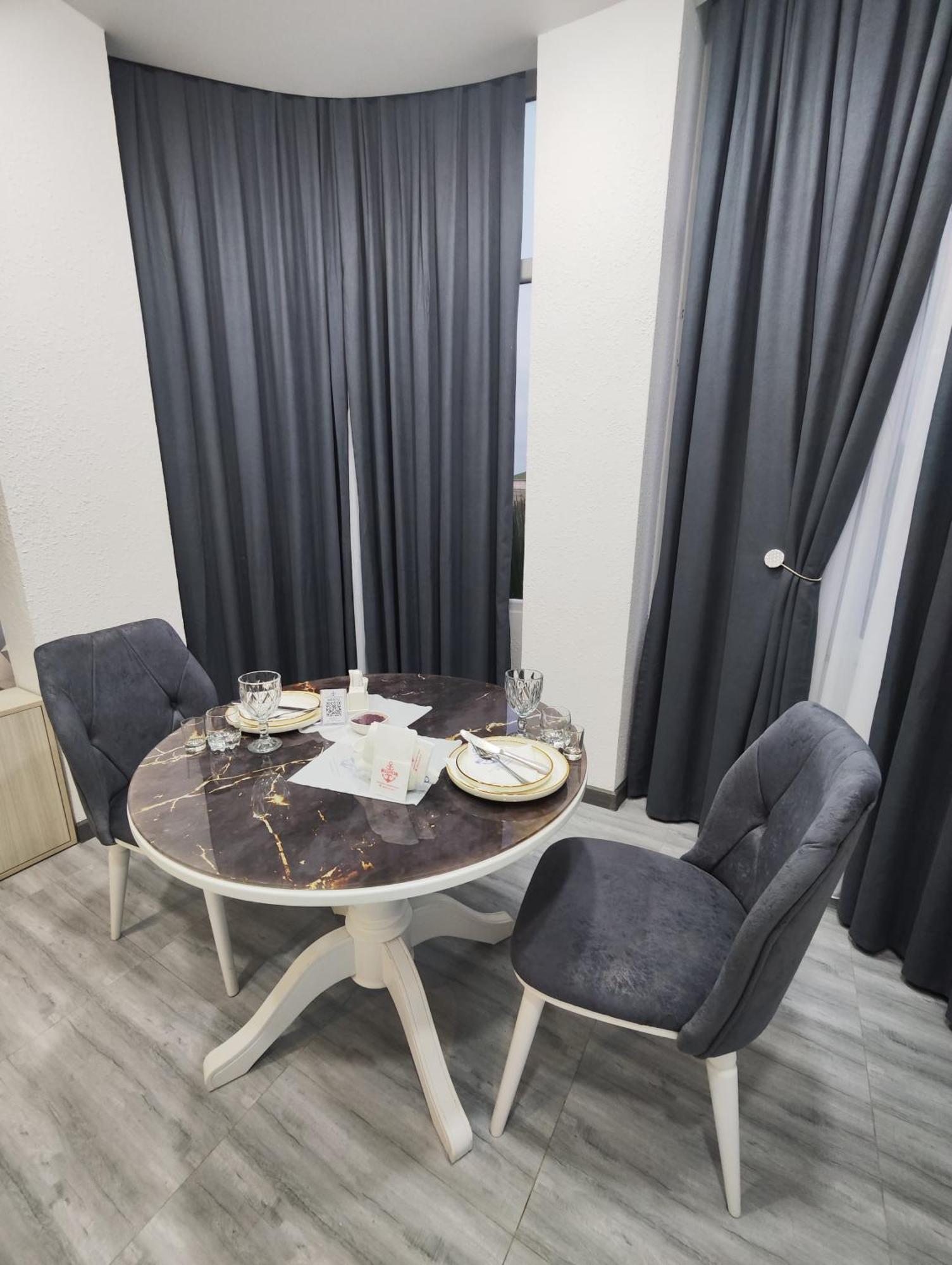 Gemi Hotel Sumqayıt Exteriör bild